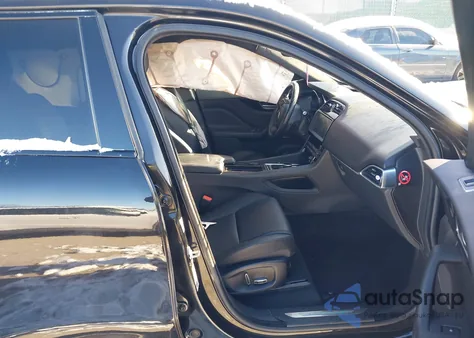 2019 Jaguar F-Pace 25T Premium from USA, damaged, VIN SADCJ2FX7KA356313
